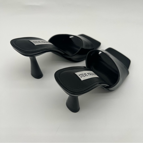 STEVE MADDEN Elated Slide Sandal Black Patent - Picture 6 of 10